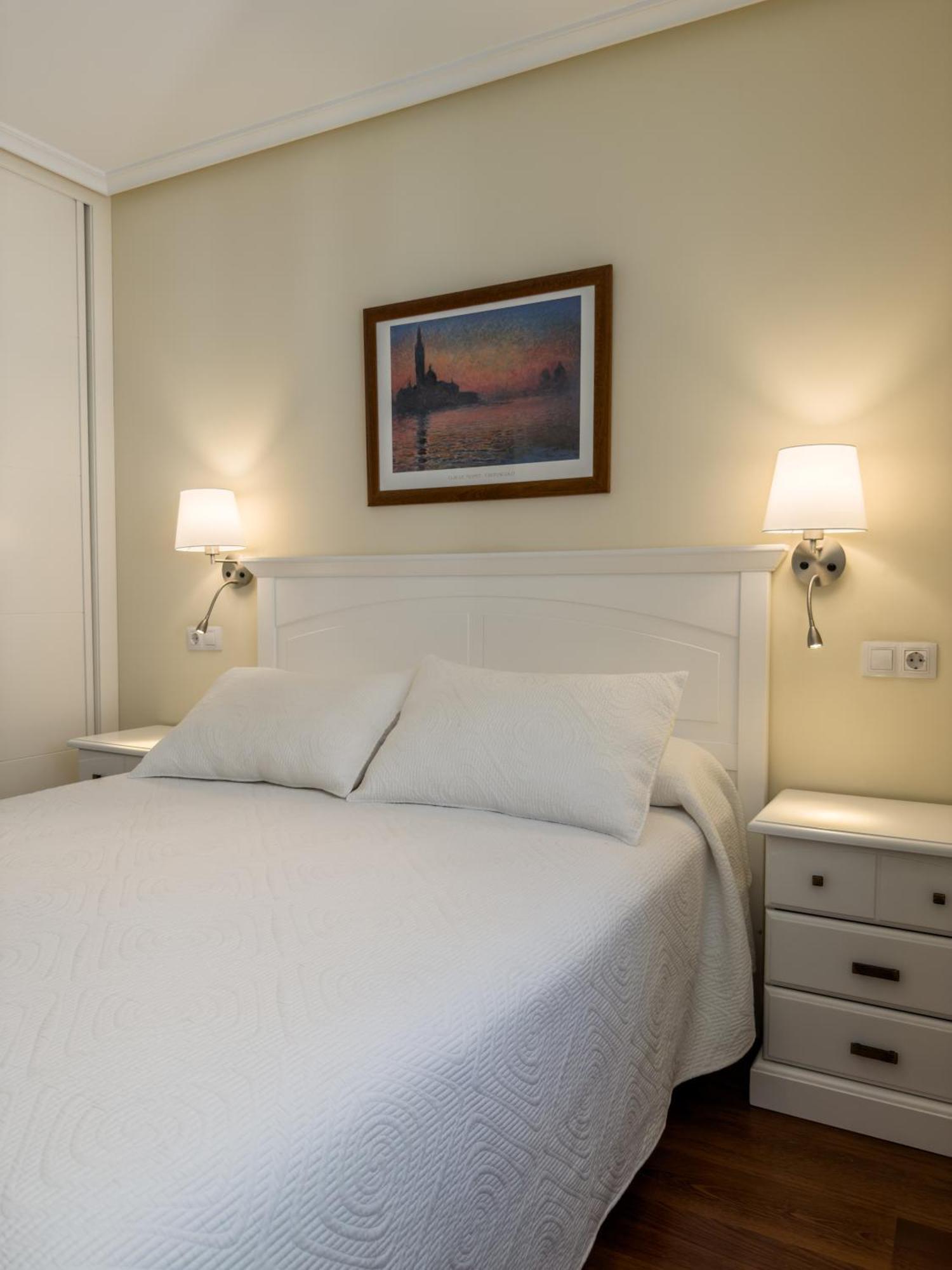 Apartamentos Verdemar Llanes Zewnętrze zdjęcie